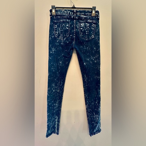 rag & bone Blue Skinny Jeans w/ White Splatter Design Size 26 - Picture 6 of 6